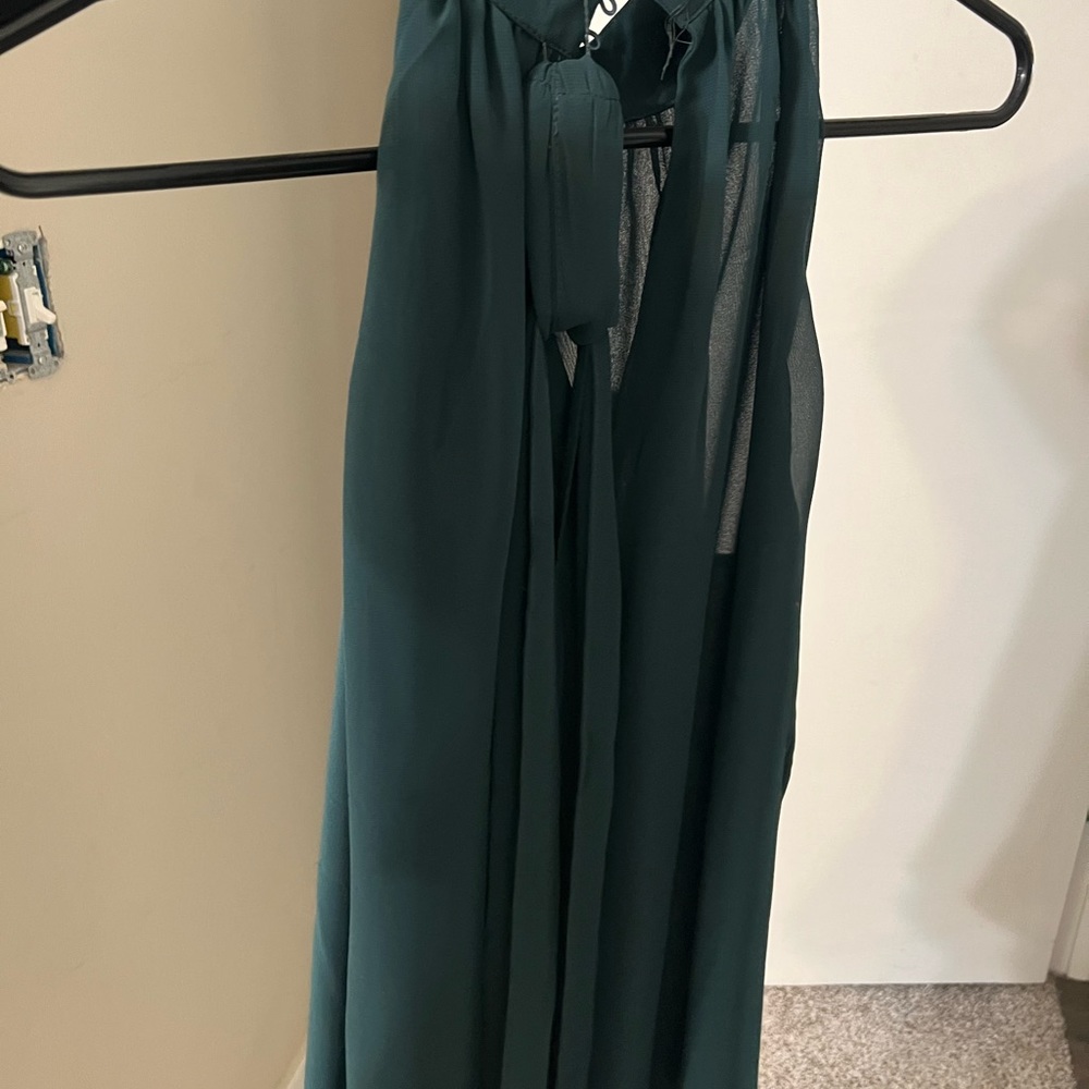 Express Halter Blouse - Picture 2 of 3